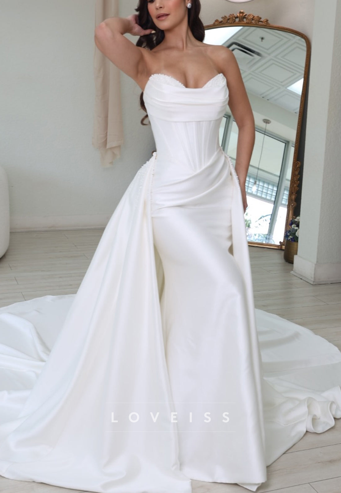 Sweetheart Sleeveless Satin Mermaid Wedding Dress