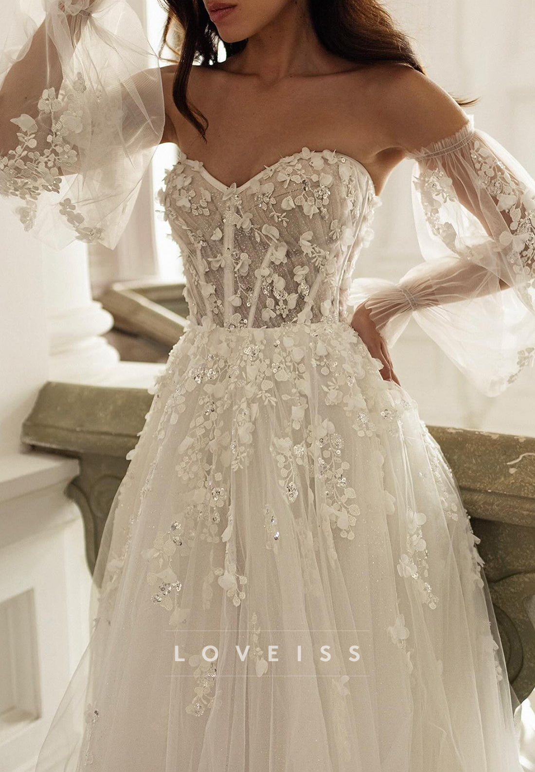Sweetheart Sleeveless Tulle Floral Embellished A-Line Bridal Gown