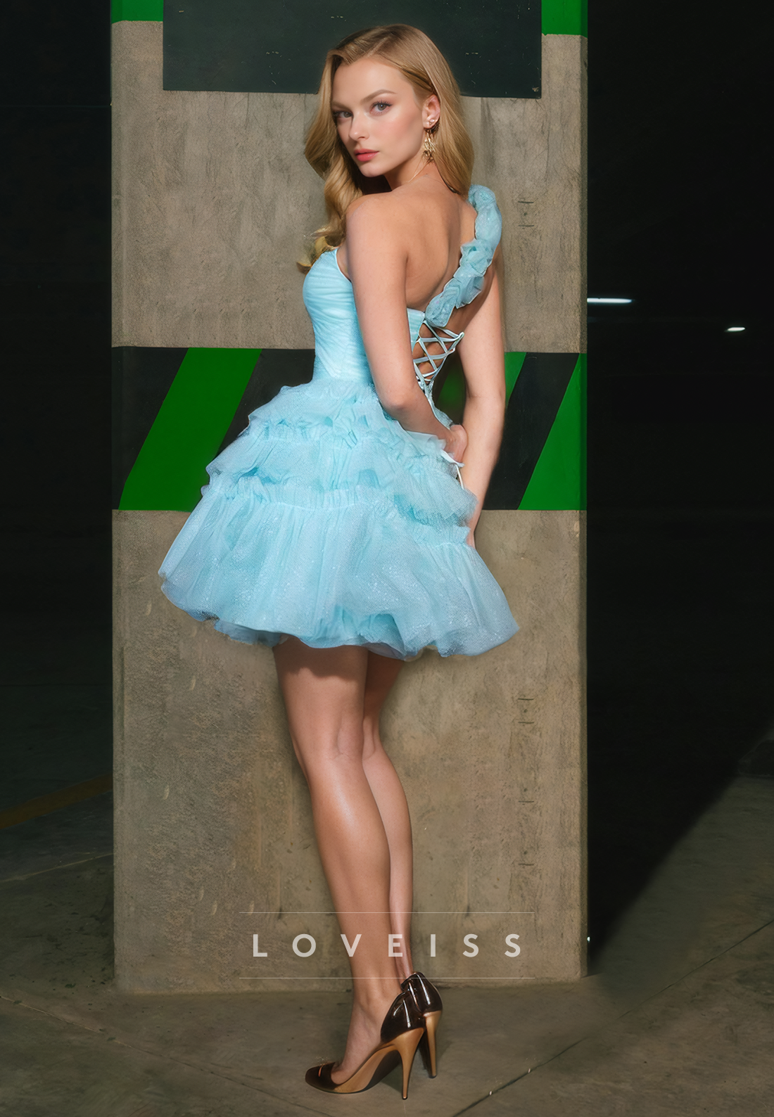 Sweetheart Sleeveless Tulle Pleated A-Line Short Homecoming Dress
