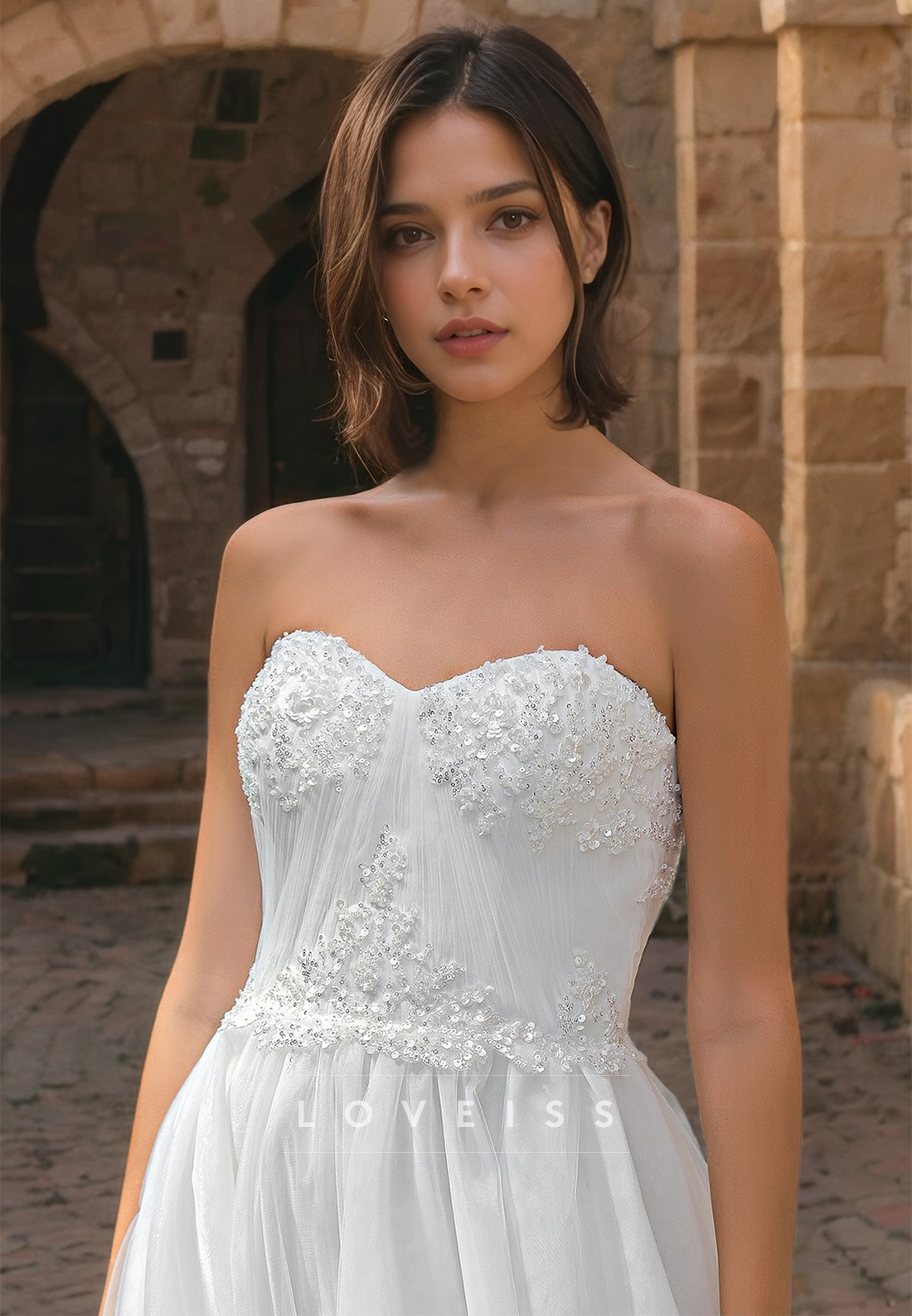 Sweetheart Sleeveless Tulle Sequins A-Line Beach Wedding Dress