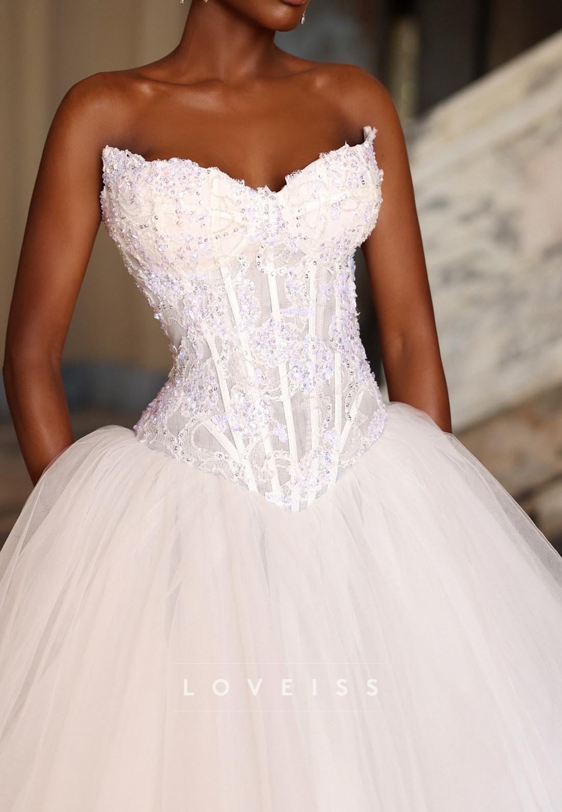 Sweetheart Strapless Appliques Ball Gown Wedding Dress