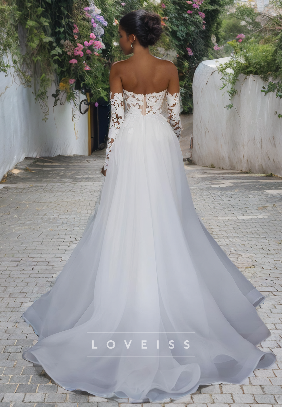 Sweetheart Strapless Appliques Tulle A-Line Wedding Dress