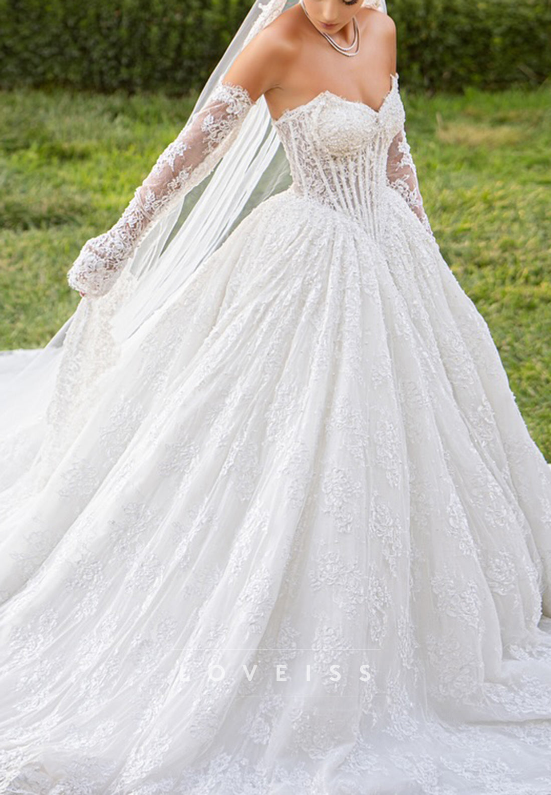 Sweetheart Strapless Lace Appliques Ball Gown Wedding Dress