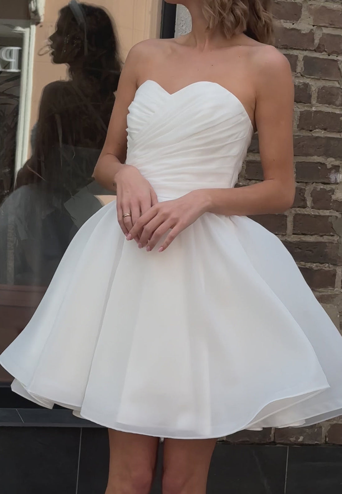 Sweetheart Strapless Pleated A-Line Short Beach Wedding Dress