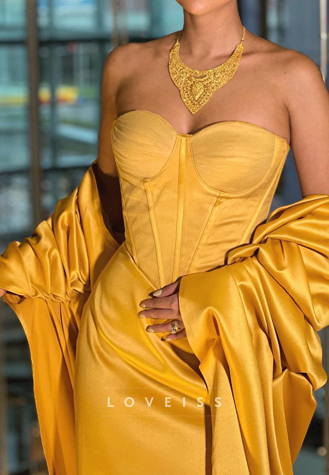 Sweetheart Strapless Ruched Sheath Evening Dress