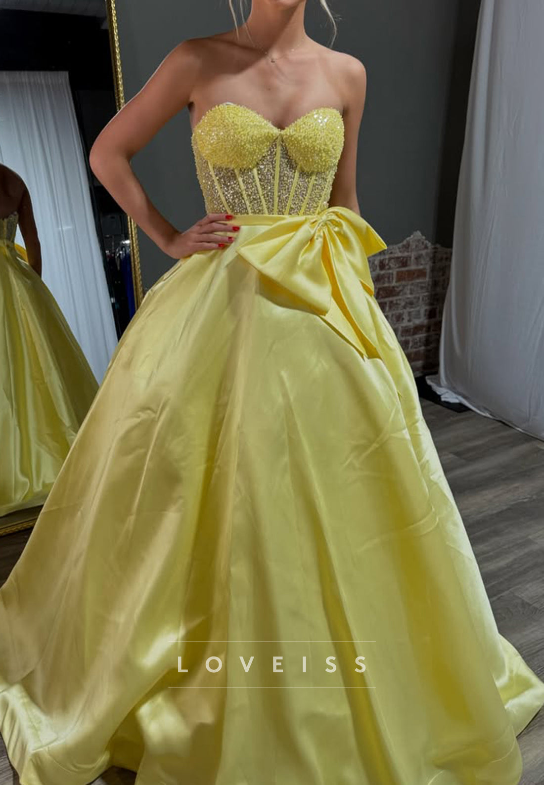 Sweetheart Strapless Sequins Bowknot A-Line Prom Dress