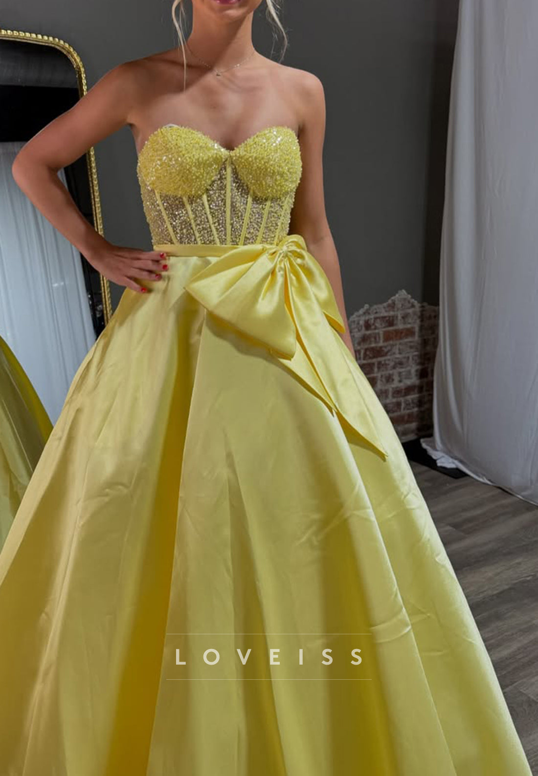 Sweetheart Strapless Sequins Bowknot A-Line Prom Dress