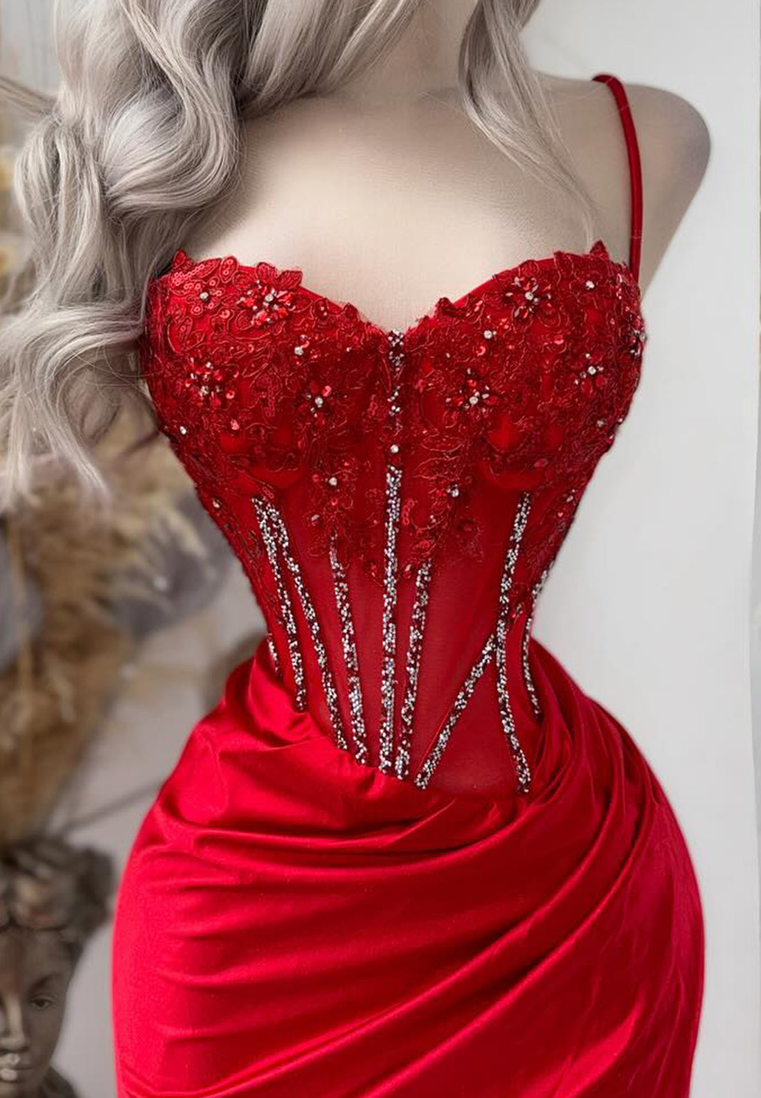 Sweetheart Straps Appliques Beaded Sheath Prom Dress