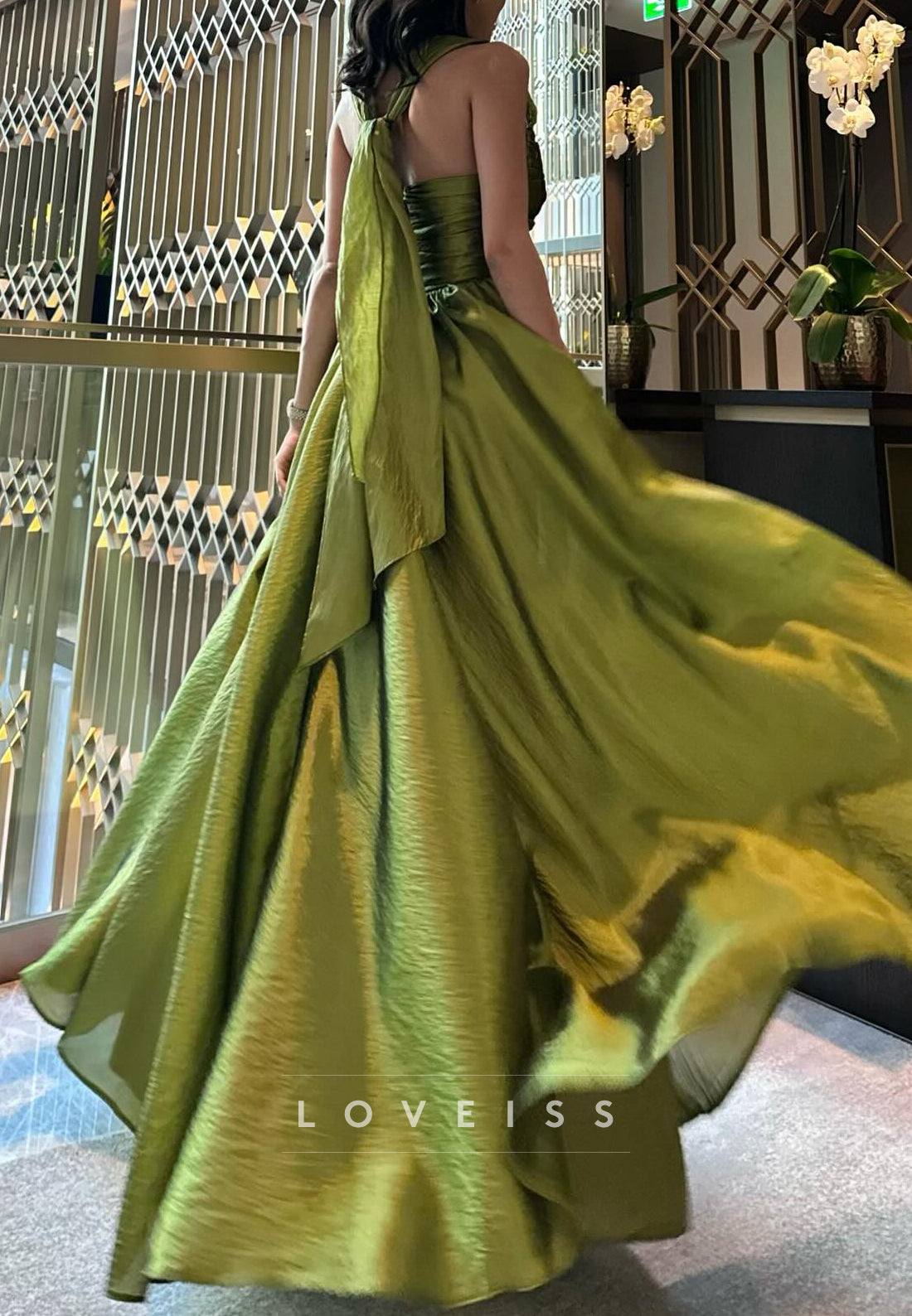 Sweetheart Straps Pleated A-Line Evening Dress
