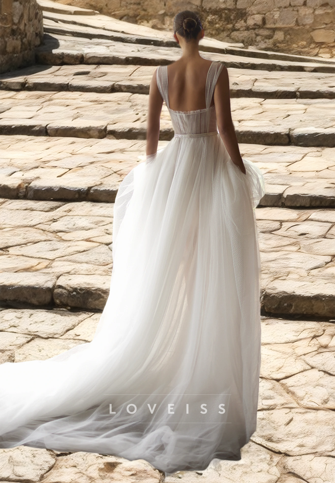 Sweetheart Straps Sleeveless Tull Ball Gown A-Line Wedding Dress