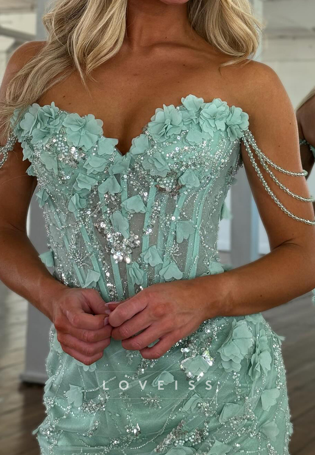 Sweetheart Floral Appliques Sheath Party Homecoming Dress