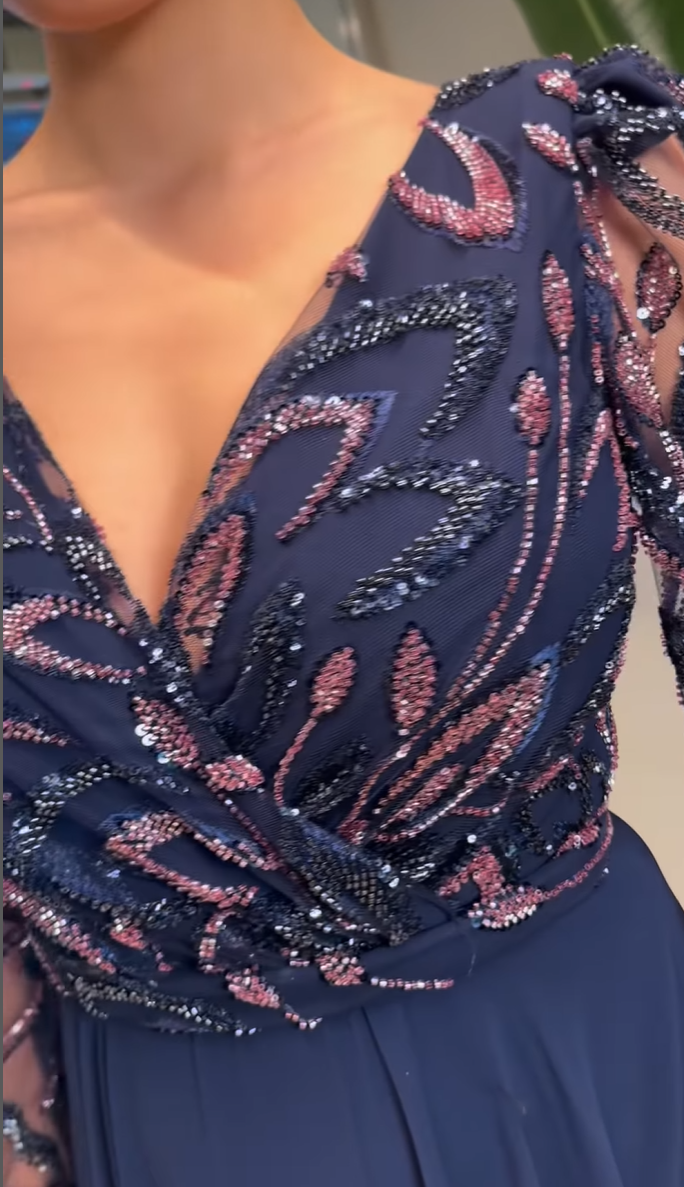 V-Neck Appliques Long Sleeves A-Line Evening Dress
