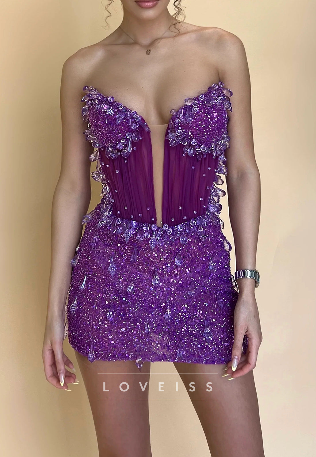 V-Neck Beaded Sequins Sheath Fitted Sparkly Party Homecoming Dress