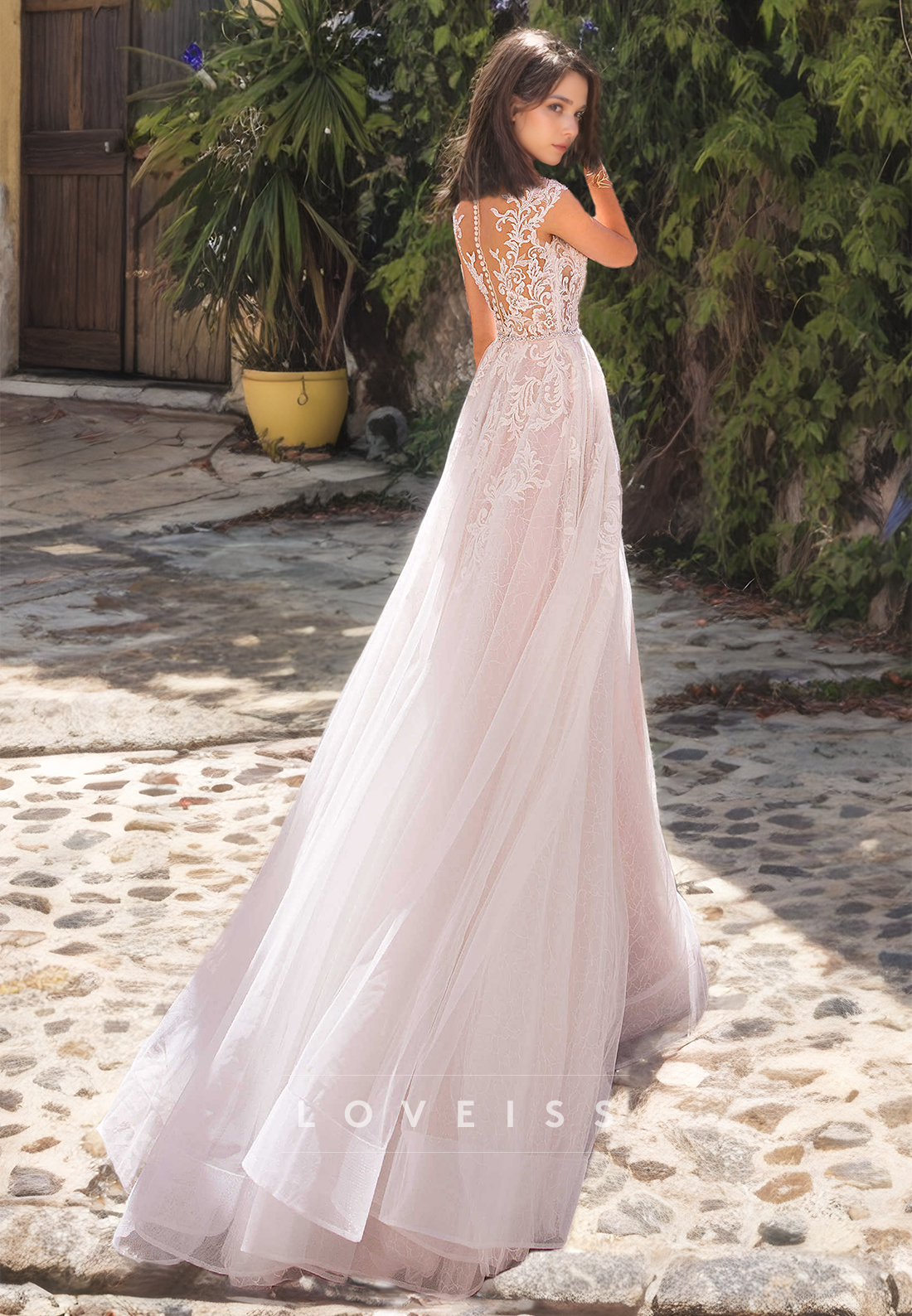 V-Neck Cap Sleeves Lace Appliques A-Line Wedding Dress