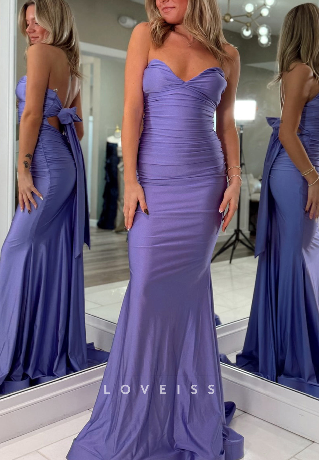 V-Neck Fitted Sleeveless Mermaid Prom Dress