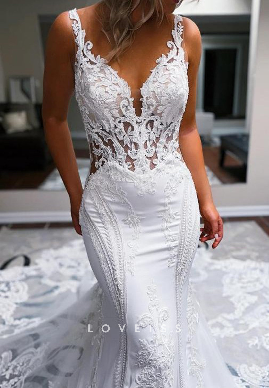 V-Neck Lace Appliques Spaghetti Straps Mermaid Wedding Dress