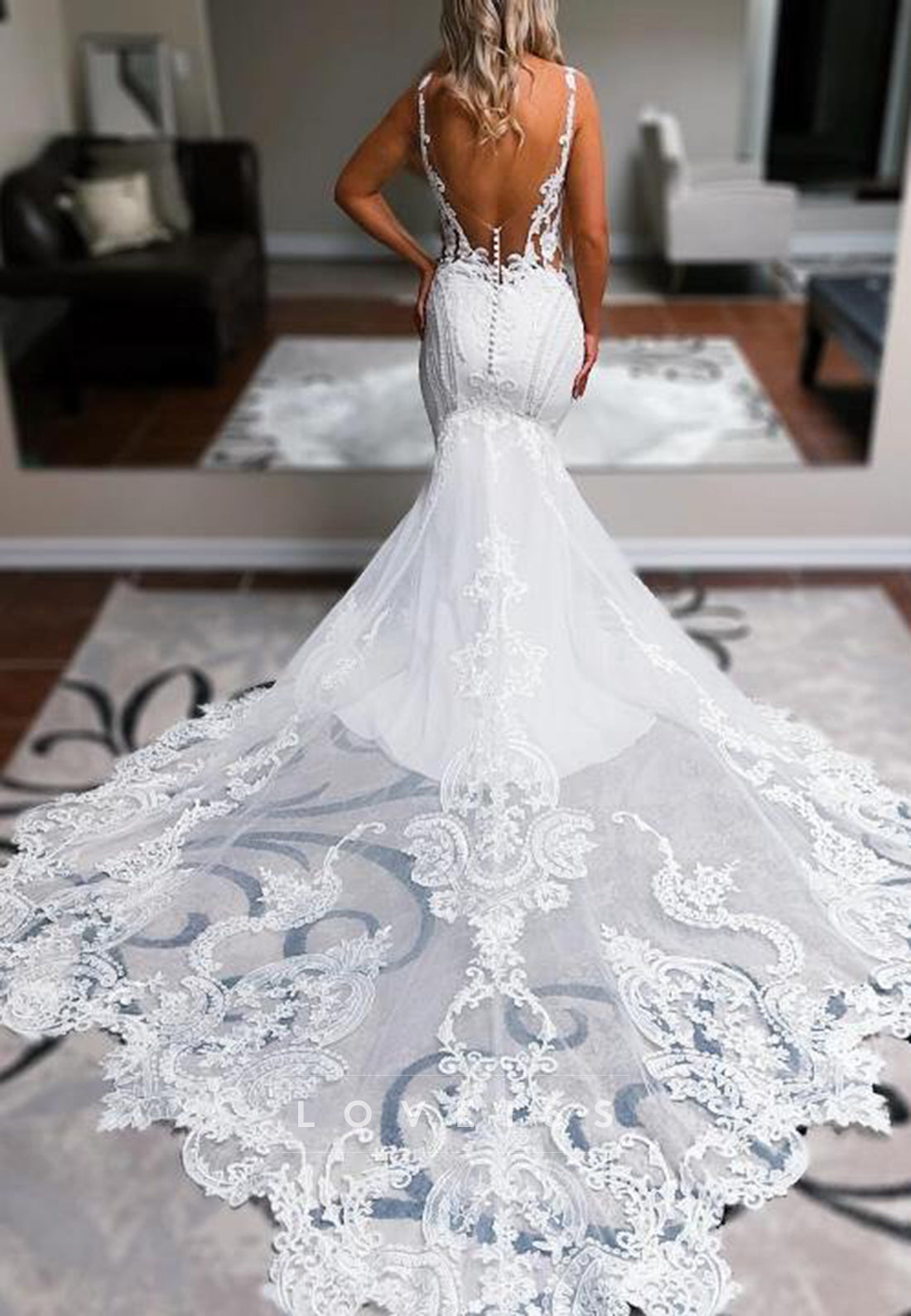 V-Neck Lace Appliques Spaghetti Straps Mermaid Wedding Dress