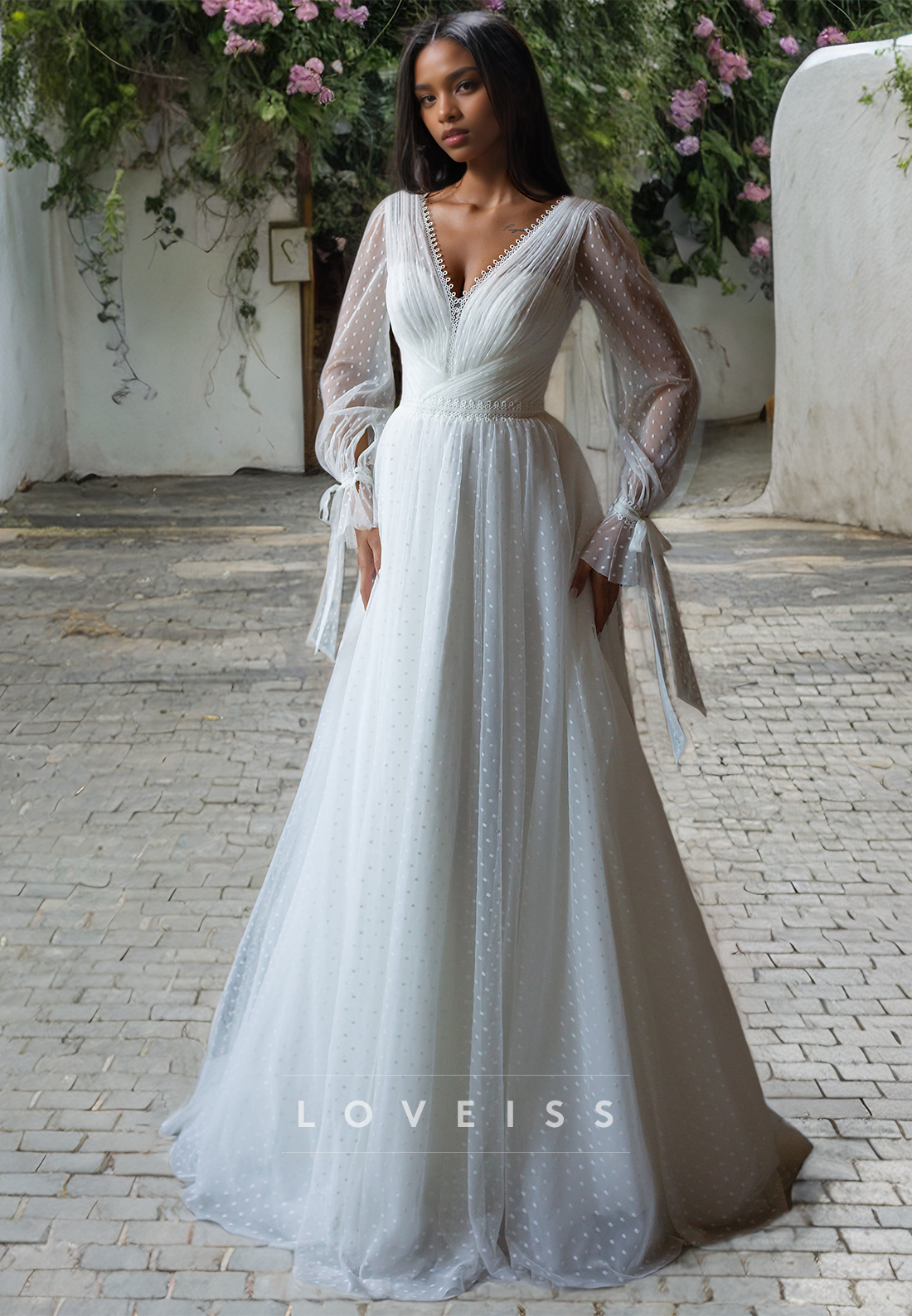 V-Neck Long Sleeves A-Line Pleated Wedding Dress