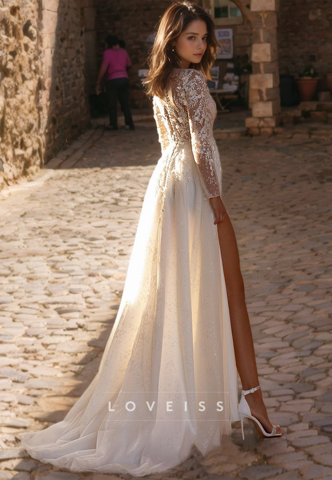 V-Neck Long Sleeves Appliques A-Line Boho Wedding Dress