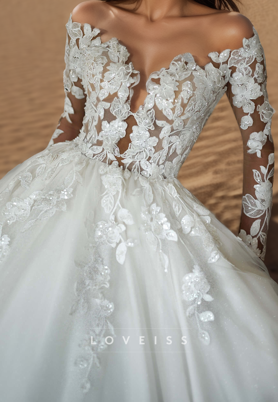 V-Neck Long Sleeves Appliques Ball Gown Wedding Dress