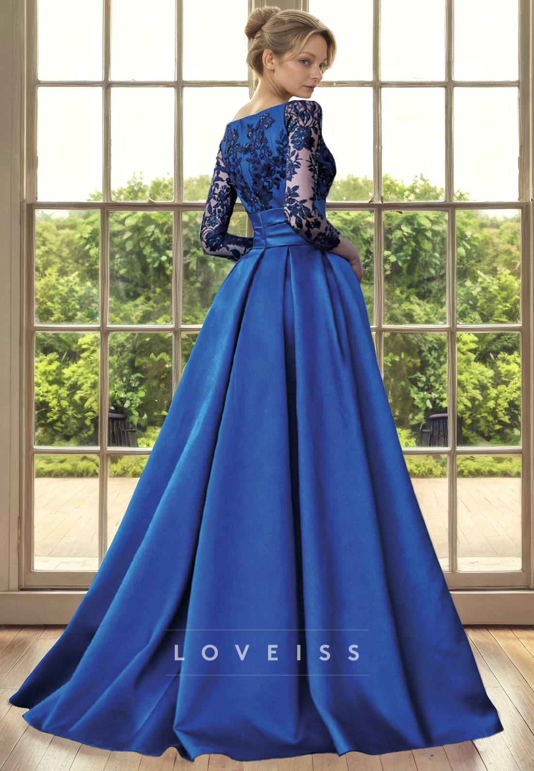 V-Neck Long Sleeves Appliques Pleated A-Line Mother of Bride Dress Cocktail Dress