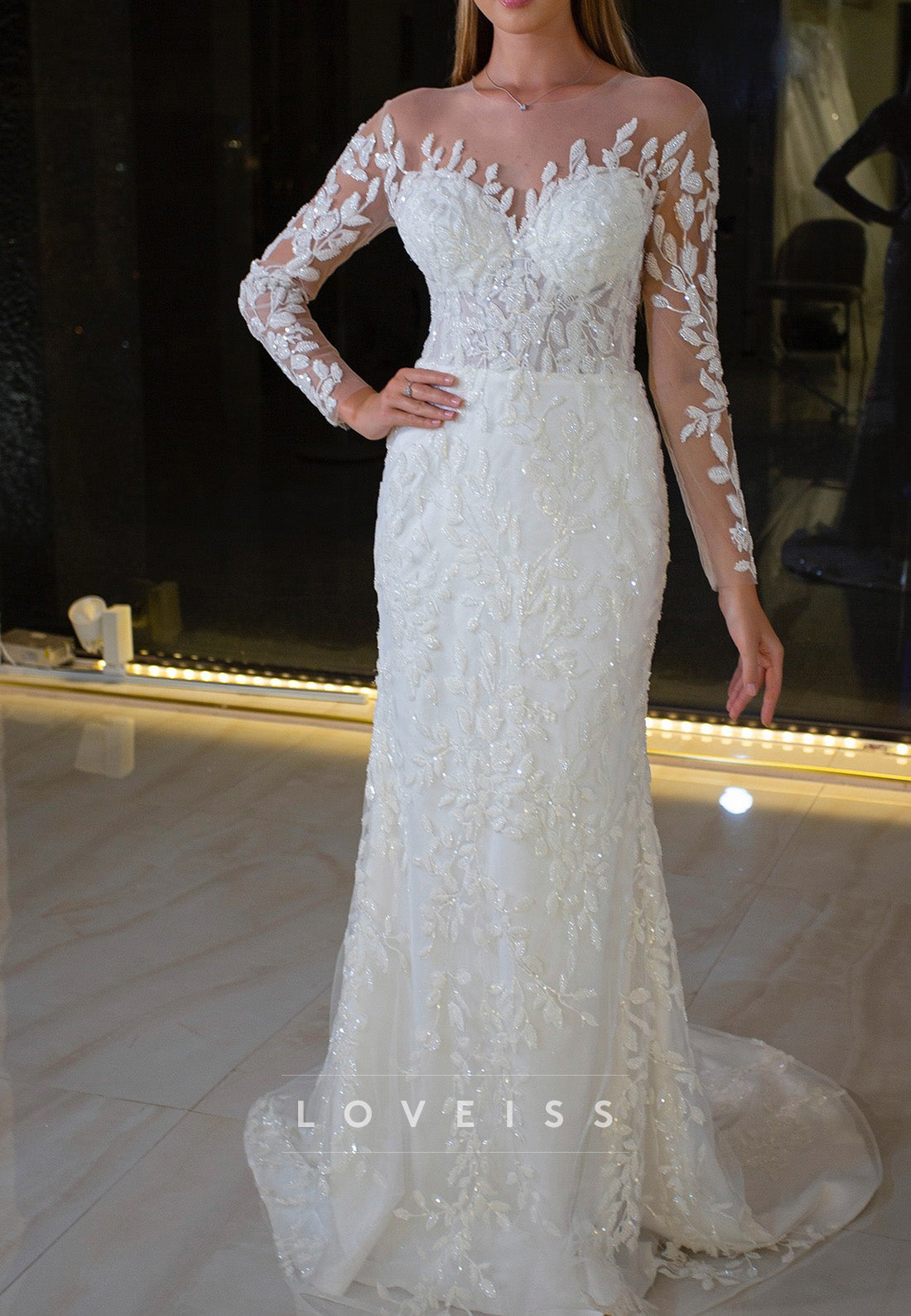 V-Neck Long Sleeves Appliques Sheath Sparkly Wedding Dress