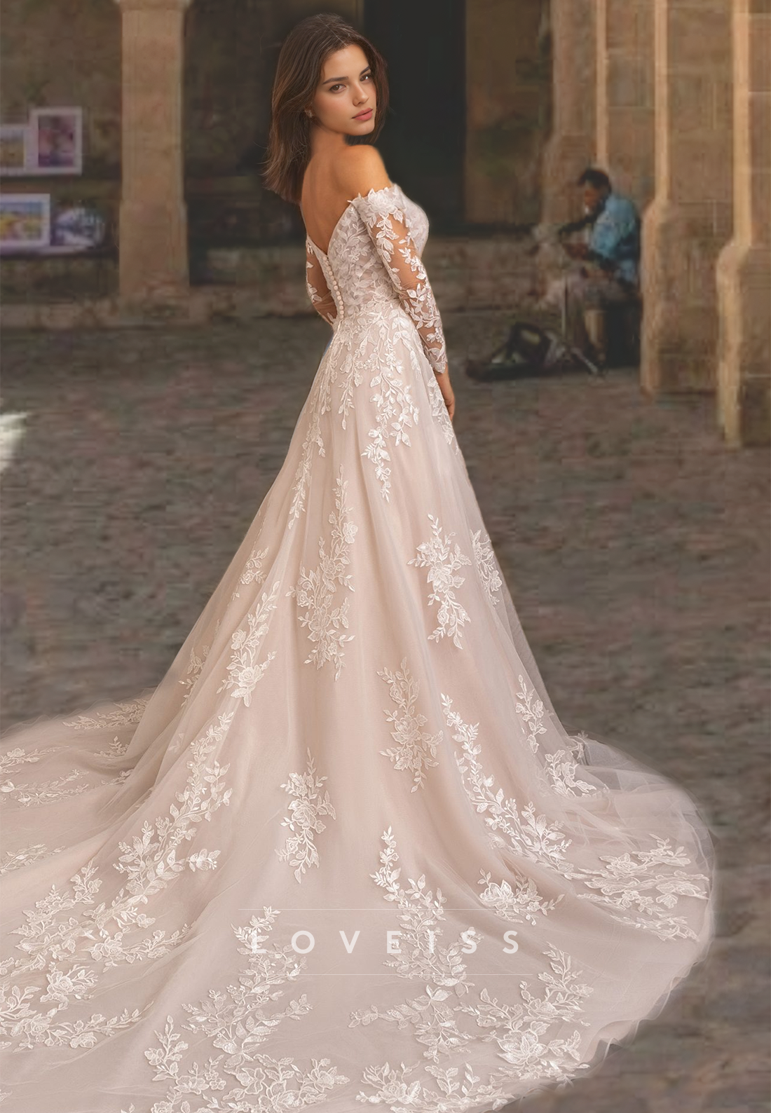 V-Neck Long Sleeves Appliques Tulle A-Line Ball Gown Wedding Dress