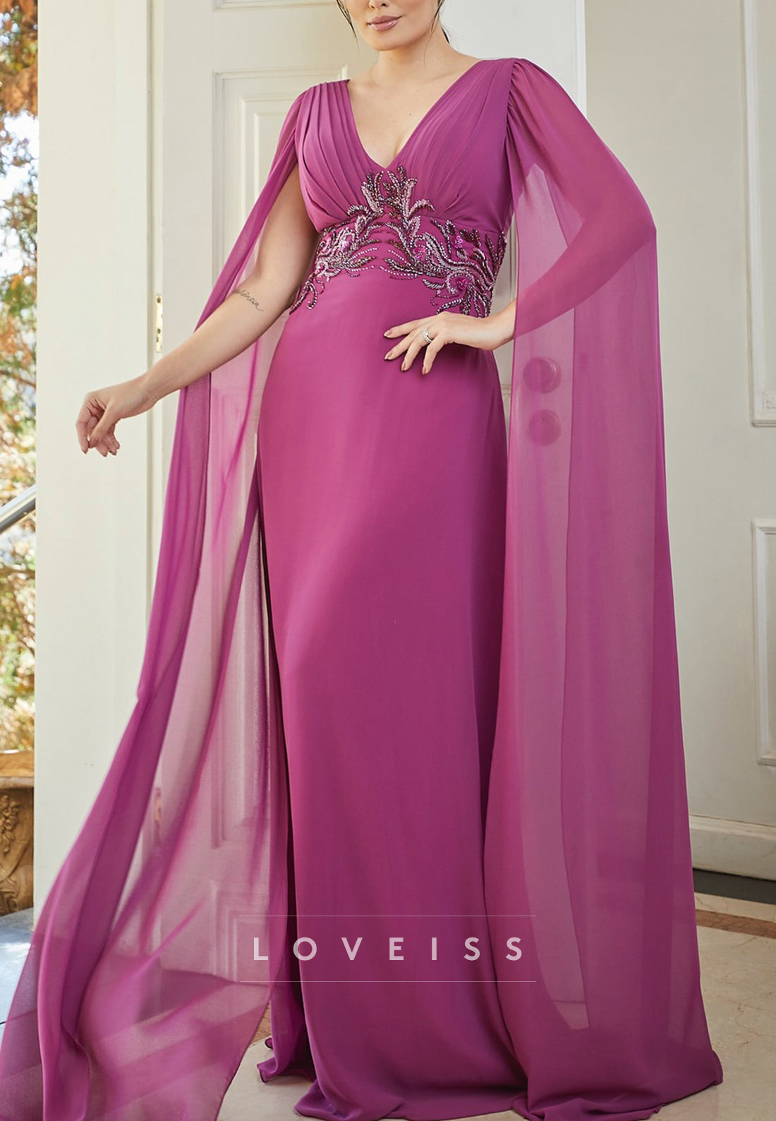 V-Neck Long Sleeves Chiffon Appliques Sheath Mother of Bride Dress