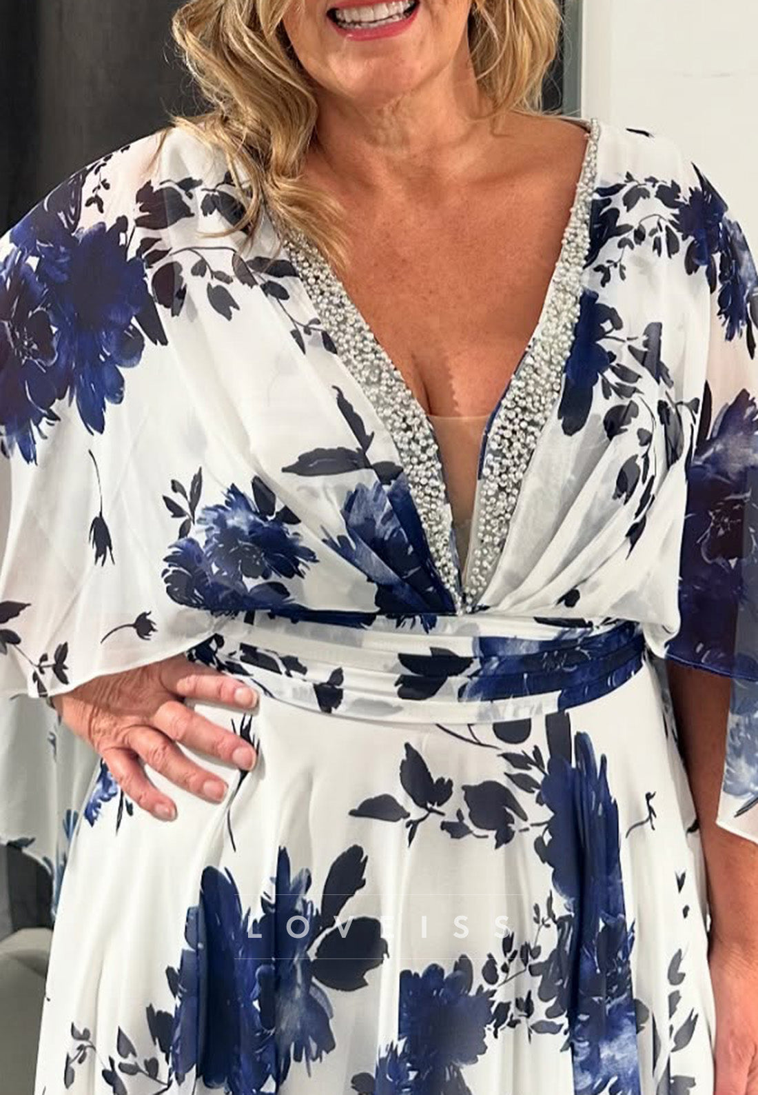 V-Neck Long Sleeves Floral Printed Chiffon A-Line Mother of Briide Dress