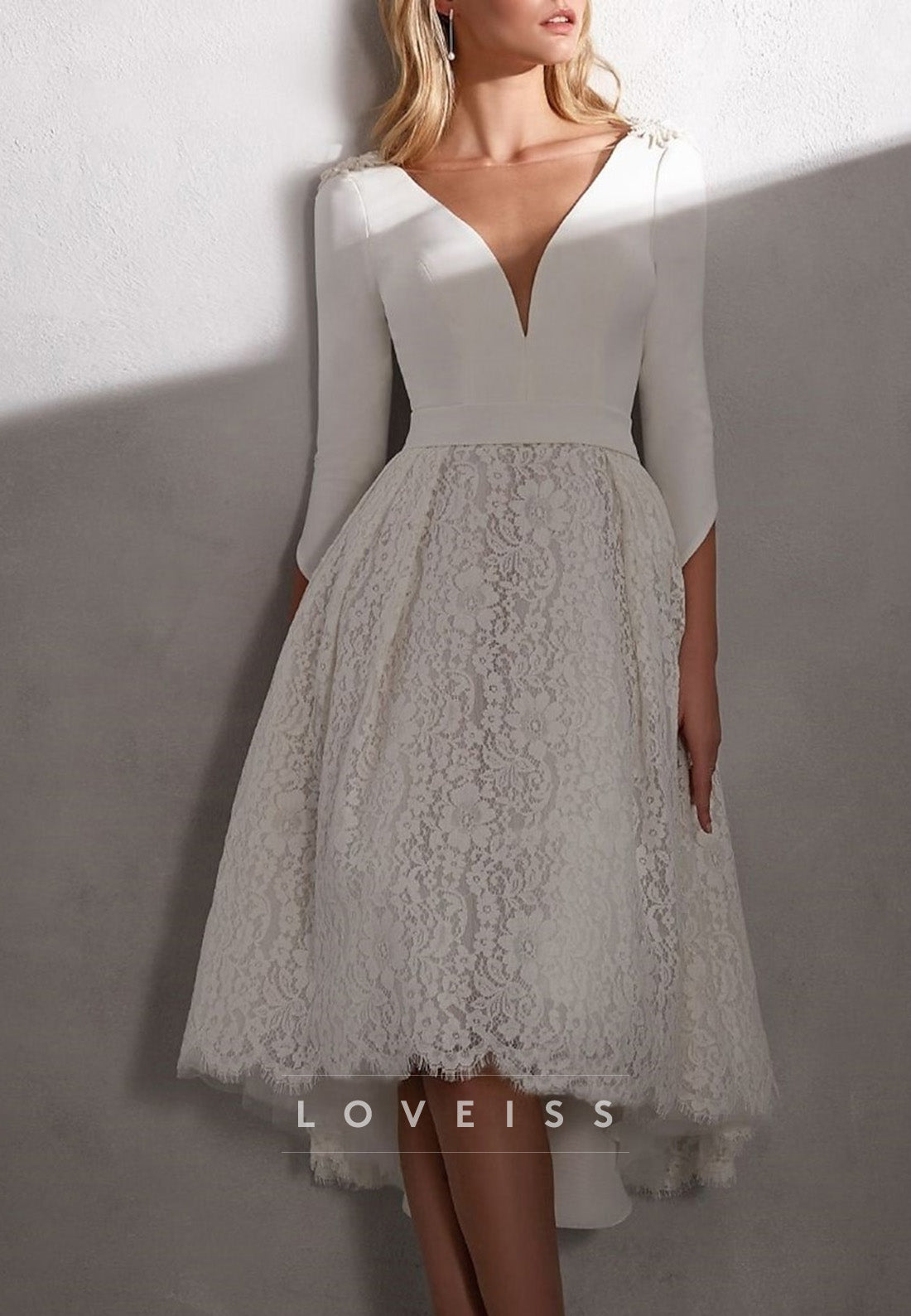 V-Neck Long Sleeves Lace Appliques A-Line Midi Wedding Dress