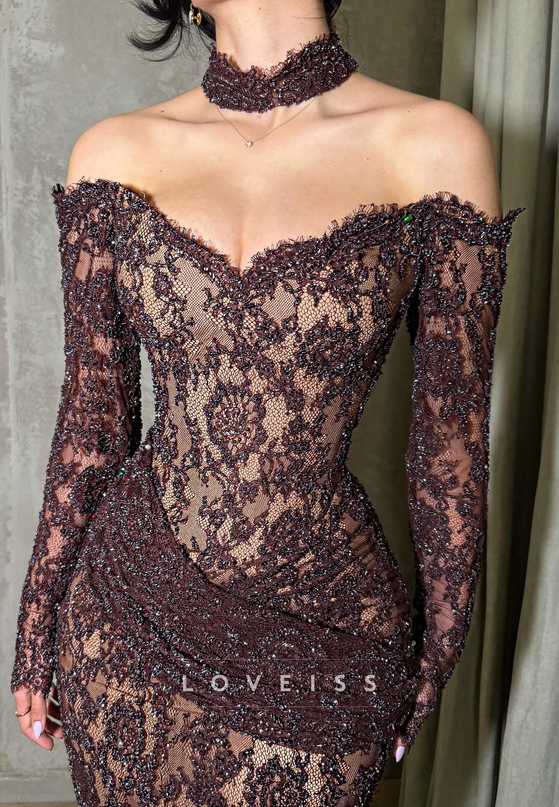 V-Neck Long Sleeves Lace Appliques Mermaid Evening Dress