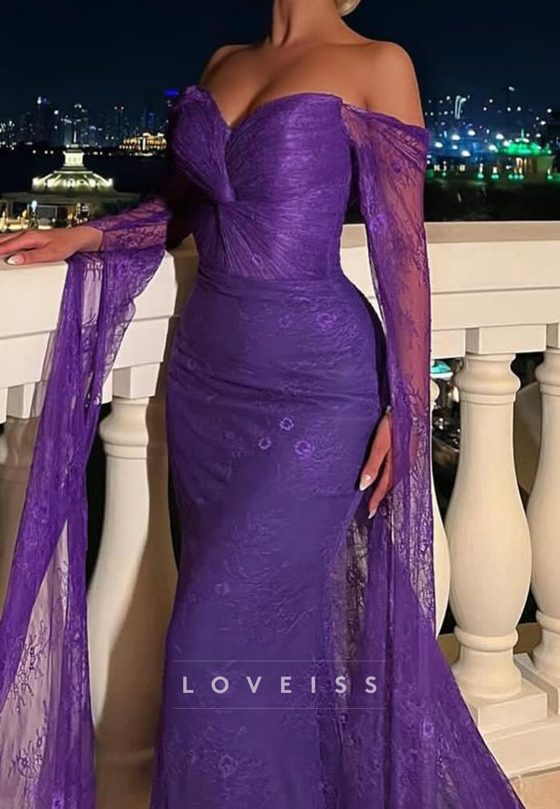 V-Neck Long Sleeves Lace Appliuqes Mermaid Evening Dress