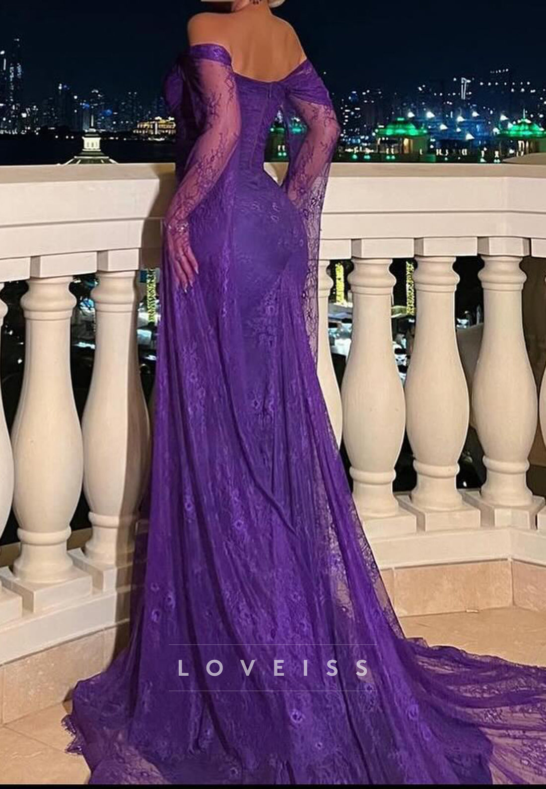 V-Neck Long Sleeves Lace Appliuqes Mermaid Evening Dress