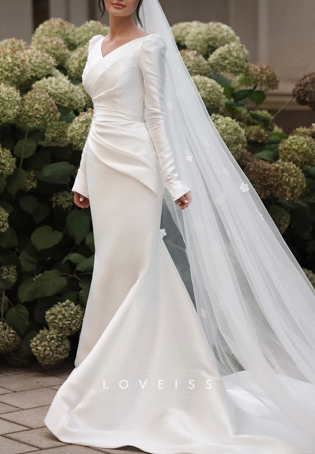 V-Neck Long Sleeves Satin Pleated Mermaid Classic Wedding Dress