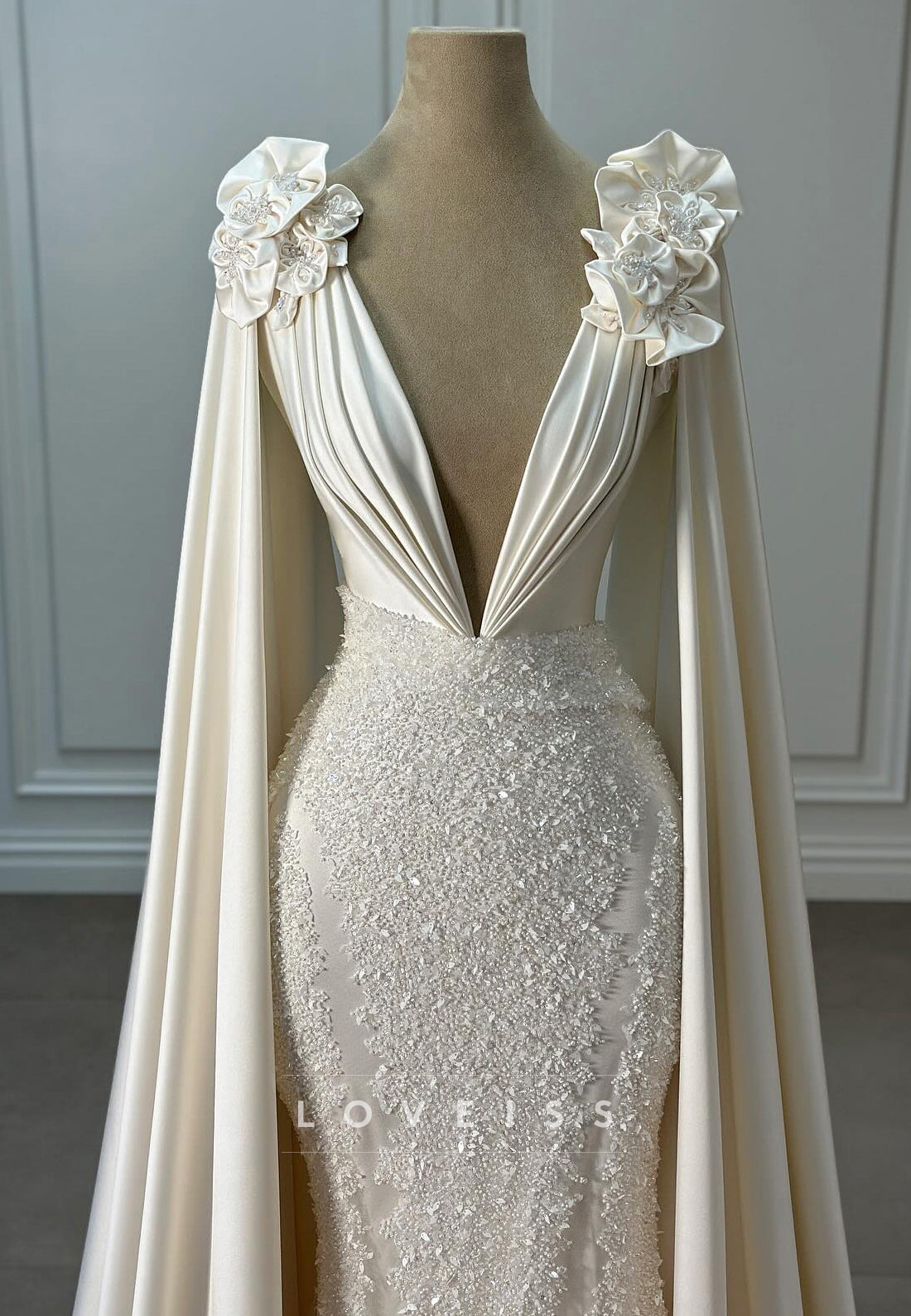 V-Neck Long Sleeves Sequins Appliques Mermaid Wedding Dress