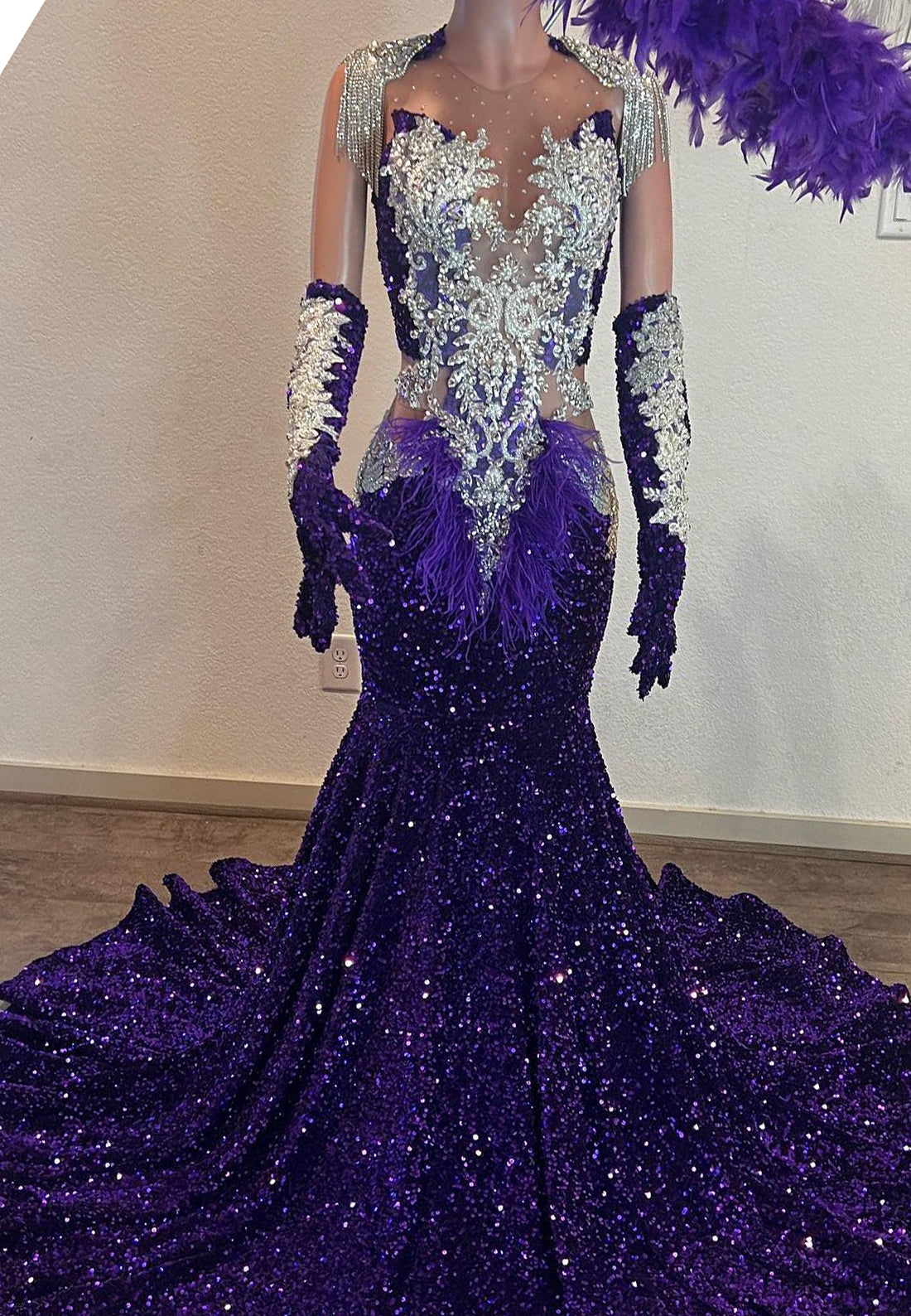 V-Neck Long Sleeves Sequins Beaded Mermaid Prom Dress for Black Girls