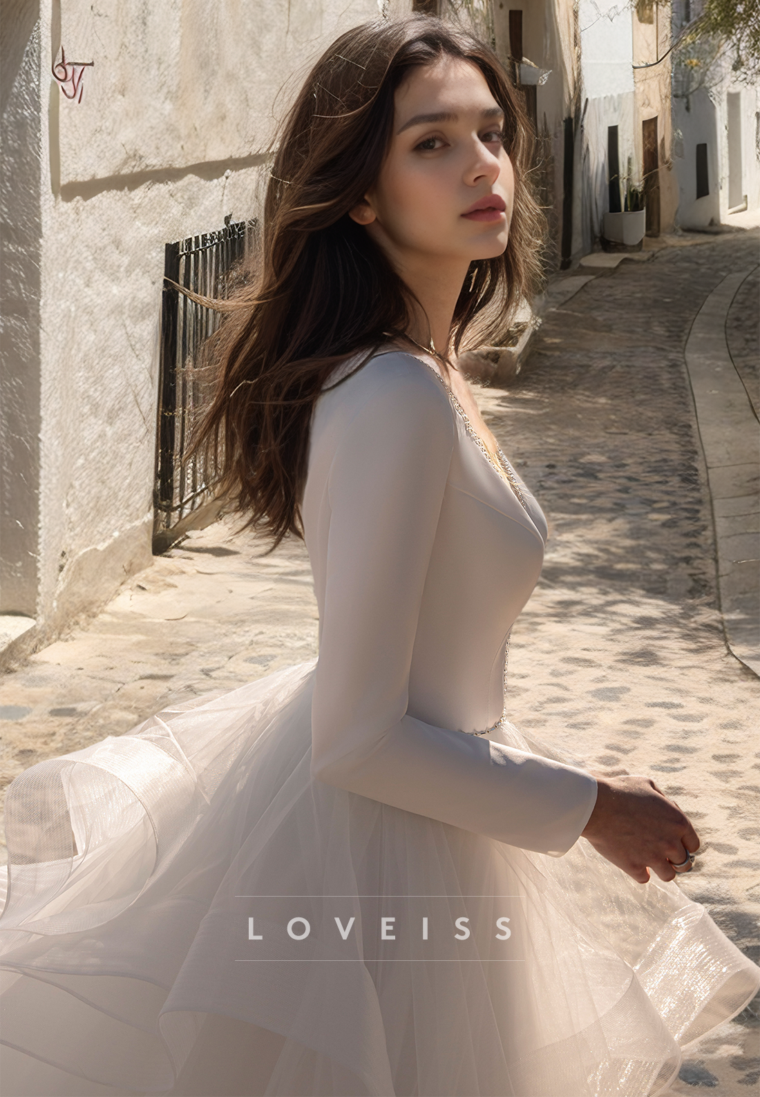 V-Neck Long Sleeves Tiered Ball Gown A-Line Wedding Dress