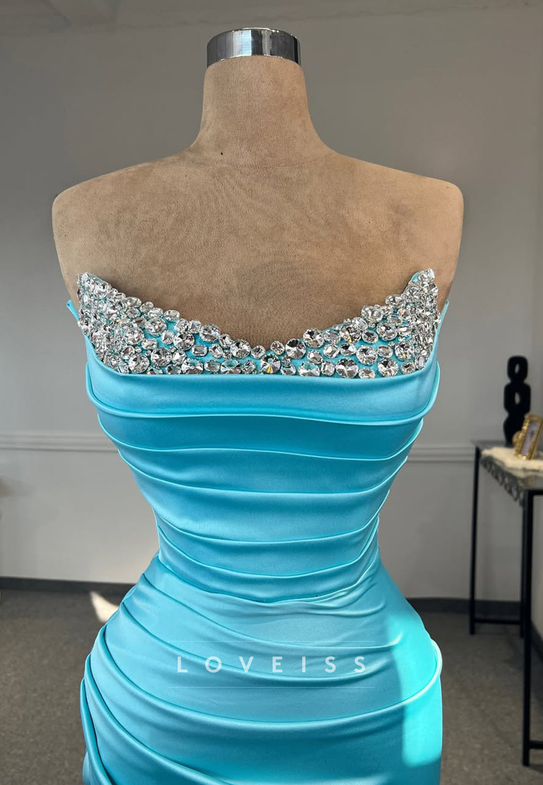 V-Neck Pleated Baeded Formal Dress Sheath Prom Dress