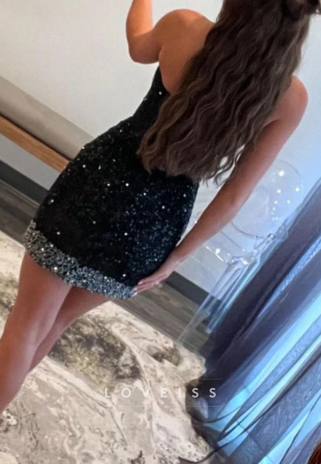 V-Neck Sequins Beaded Sheath Party Homecoming Dress