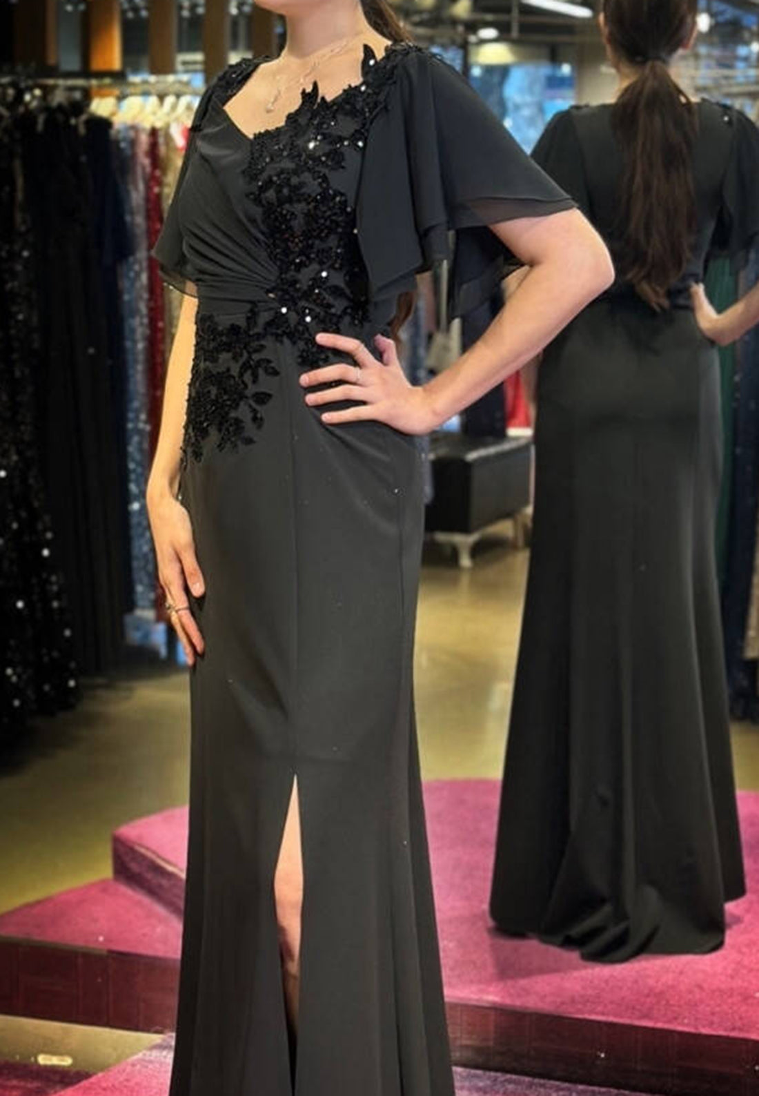 V-Neck Short Sleeves Chiffon Appliques Sheath Mother of Bride Dress