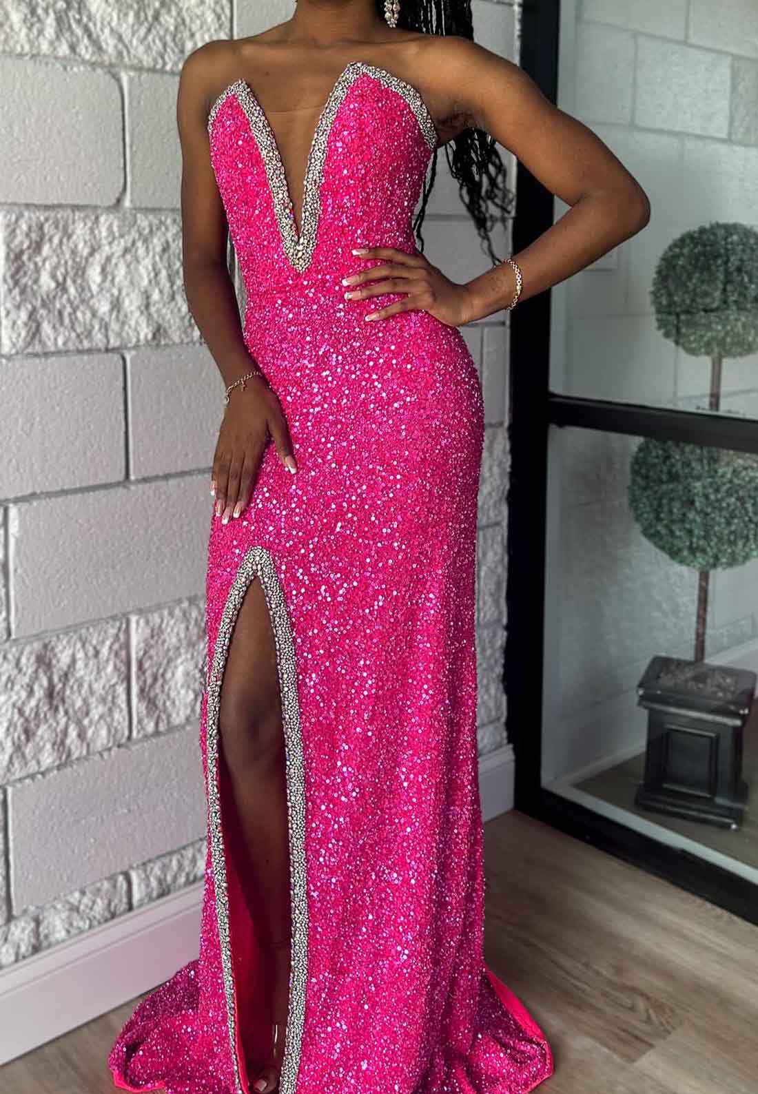 V-Neck Sleevel;ess Side Slit Beaded Sequins Sheath Prom Dress