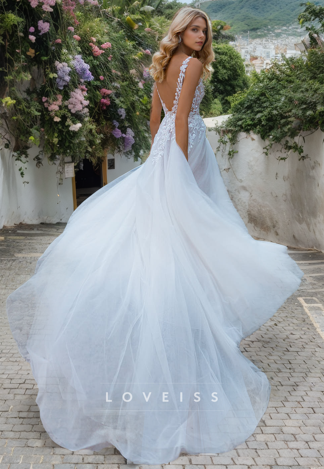 V-Neck Sleeveless Appliques Open Back A-Line Beach Wedding Dress