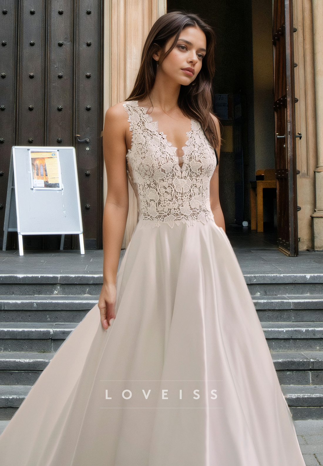 V-Neck Sleeveless Appliques Pleated A-Line Wedding Dress