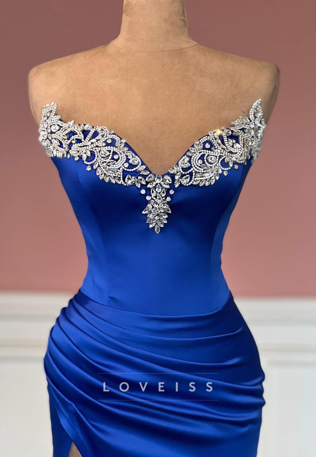 V-Neck Sleeveless Baeded Pleated Sheath Formal Dress