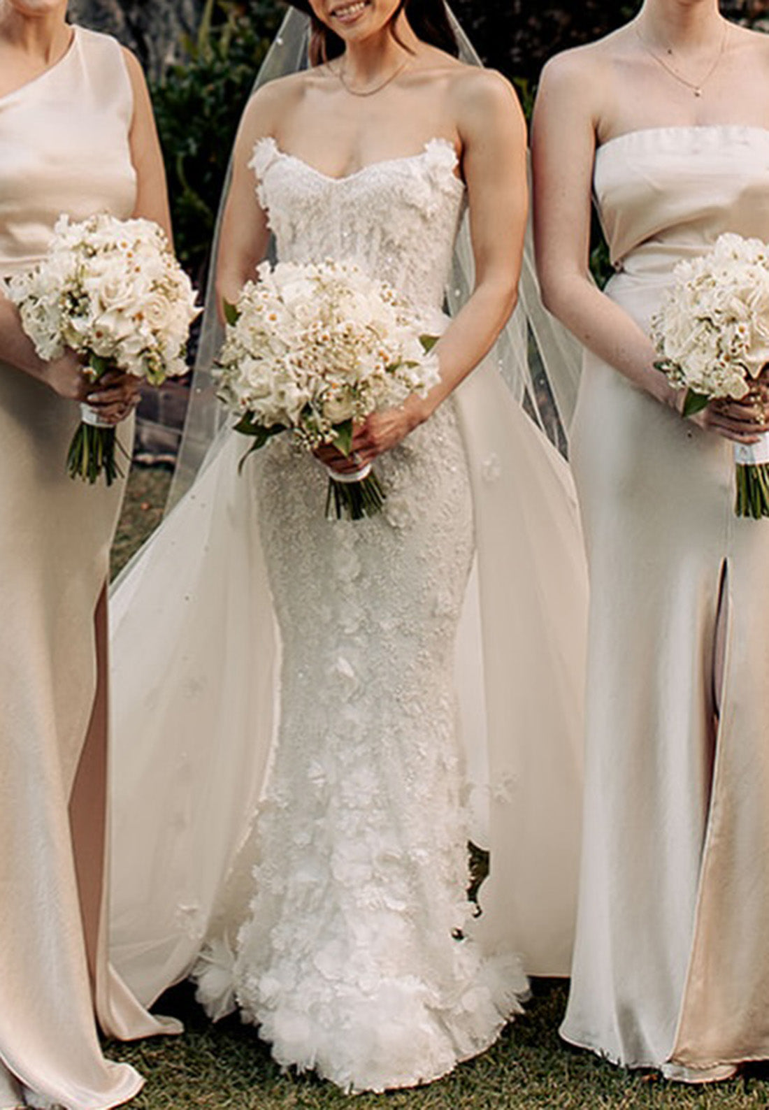 V-Neck Sleeveless Beaded Embroidery Floral Mermaid Wedding Dress