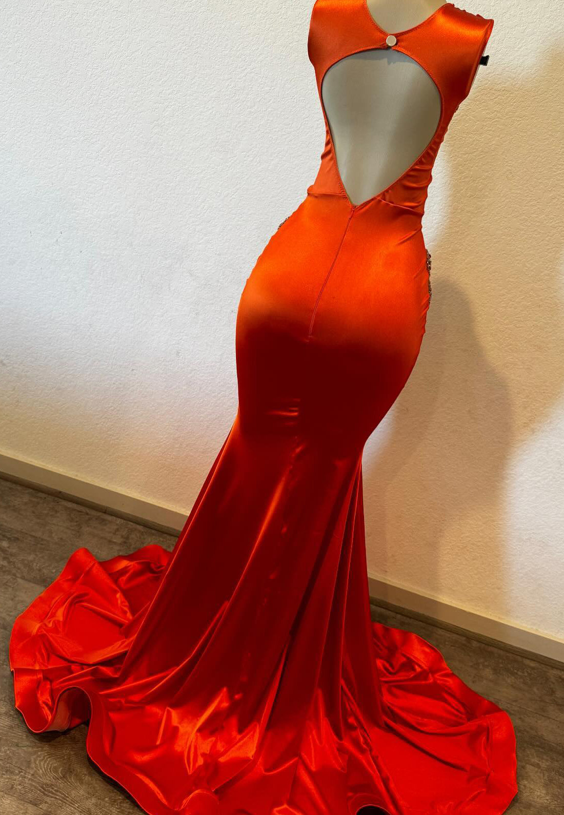 V-Neck Sleeveless Beaded Pleated Mermaid Prom Dress for Black Girls