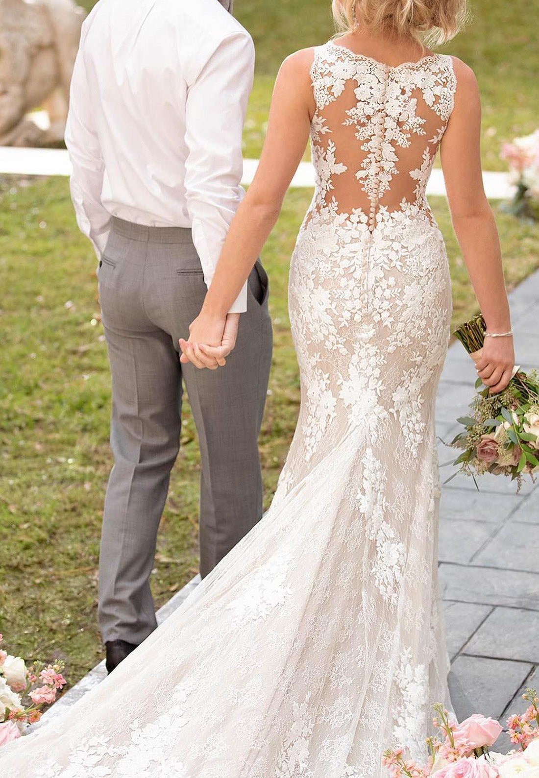 V-Neck Sleeveless Floral Appliques Mermaid Wedding Dress