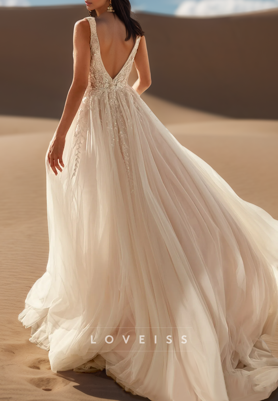 V-Neck Sleeveless Floral Appliques Tulle A-Line Wedding Dress
