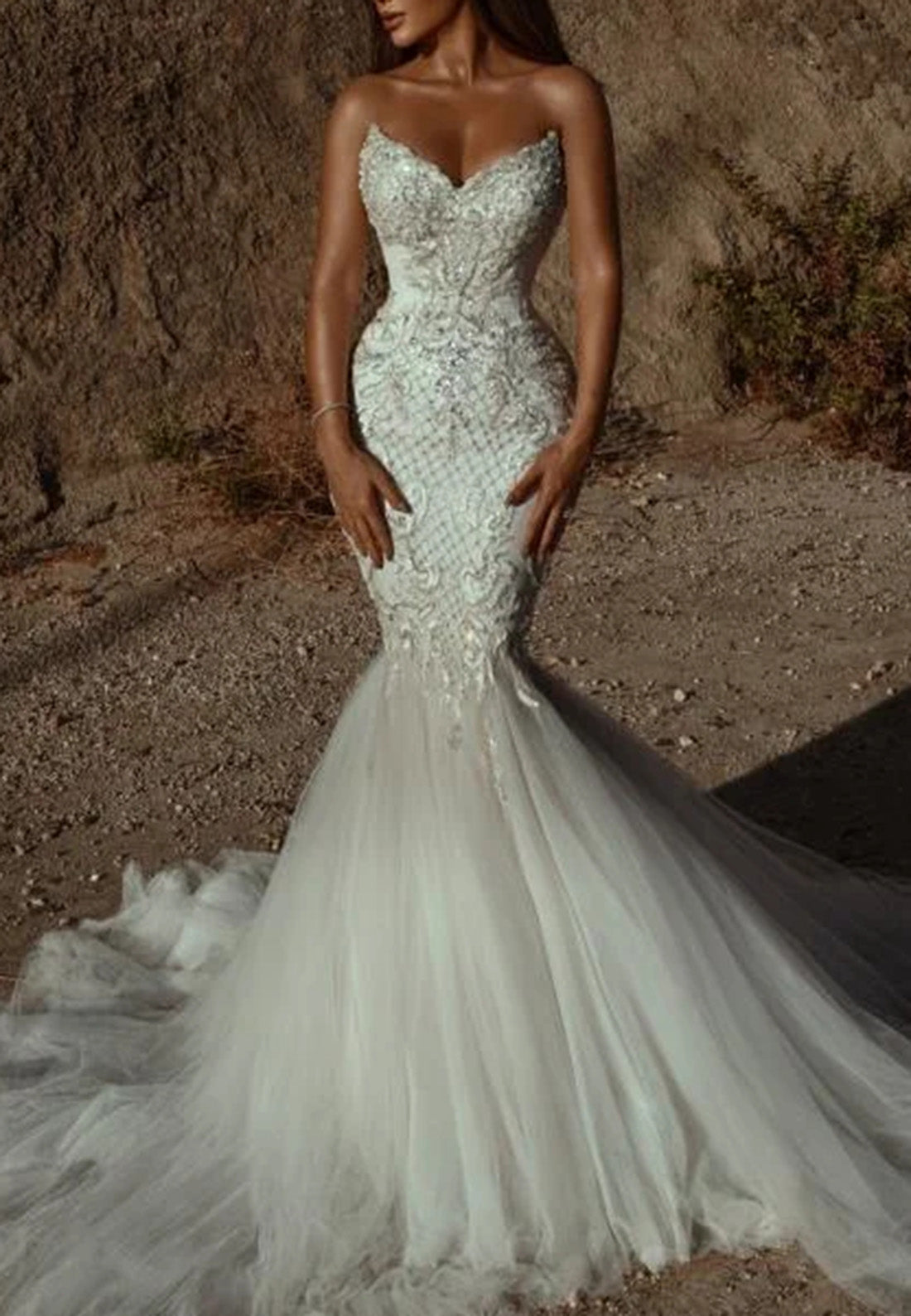 V-Neck Sleeveless Lace Appliques Mermaid Elegant Wedding Dress