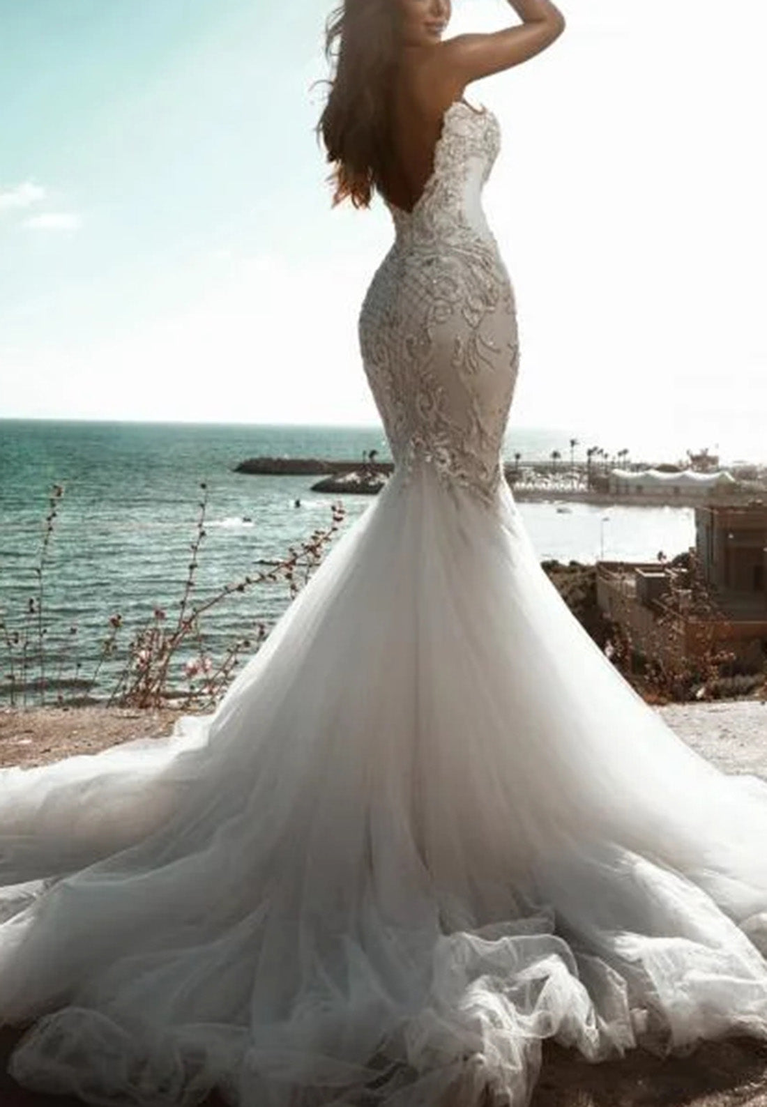 V-Neck Sleeveless Lace Appliques Mermaid Elegant Wedding Dress